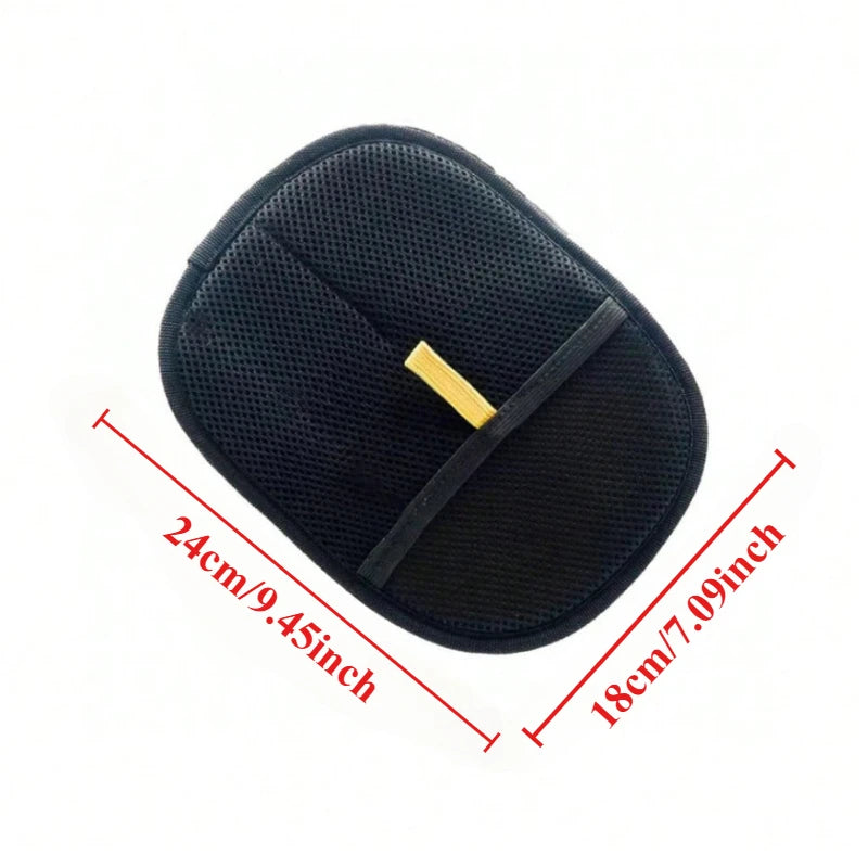 Pet hair remover mitt dimensions – black mesh mitt, 24cm by 18cm size chart