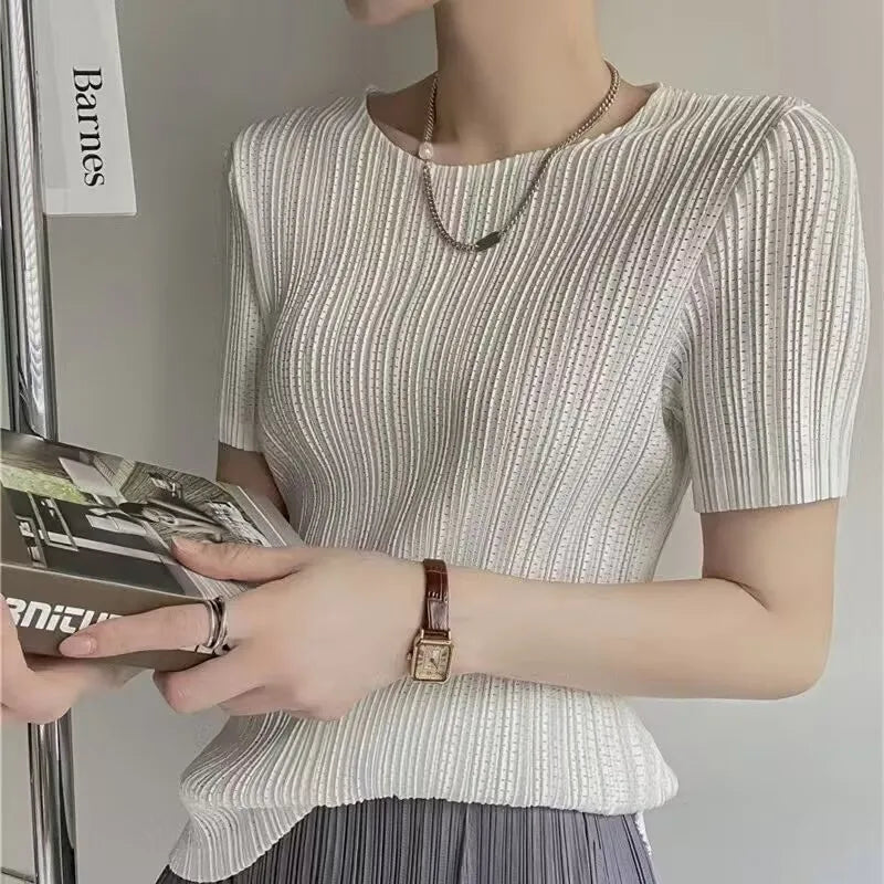 Women's pleated short sleeve blouse, O-neck loose fit casual top