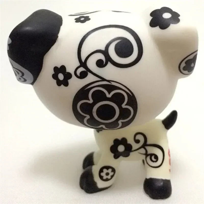 Mini pet shop cow figure – white with black floral and swirl patterns