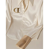 Long sleeve cuff close up