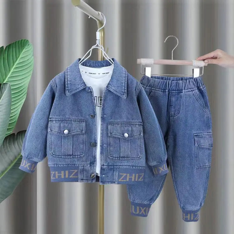 Boys clothing set front view