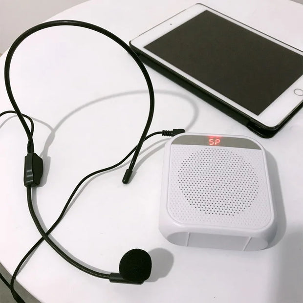 Speaker for teachers to use in class microphone amplifier