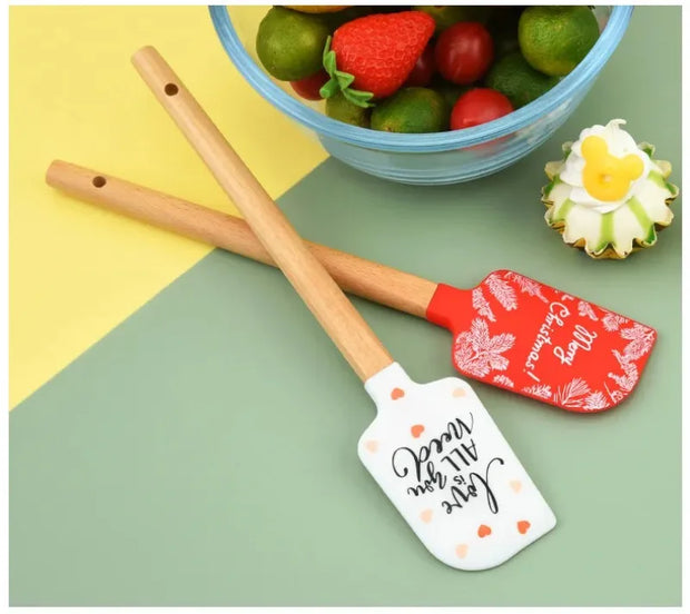 Christmas Themed Wooden Handle Pastry Batter Mixing Scraper Cake Cream Silicone Spatula Baking Decorating Tools Kitchen Utensils