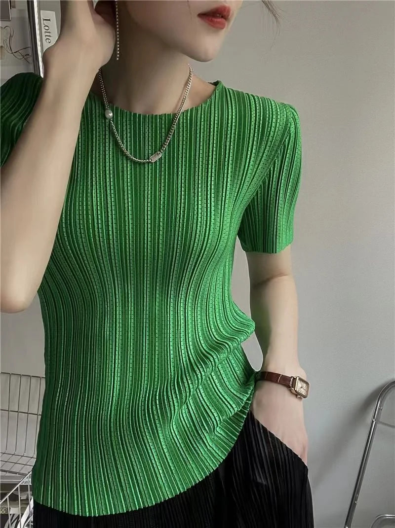 Women's pleated short sleeve blouse, O-neck casual top in white
