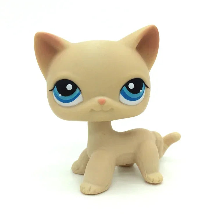 Mini pet shop kitty figure – beige with large blue eyes and pink nose