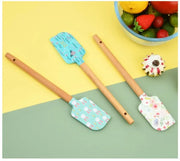 Christmas Themed Wooden Handle Pastry Batter Mixing Scraper Cake Cream Silicone Spatula Baking Decorating Tools Kitchen Utensils