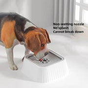 1 Piece of Spill-Proof Water Bowl for Pets - Designed for Cats and Dogs with Non-Slip Base and Floating Feature