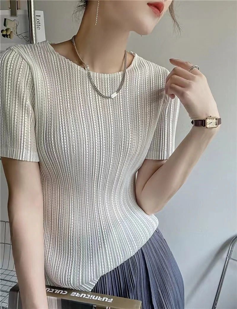 Women's pleated short sleeve blouse, O-neck casual top in gray