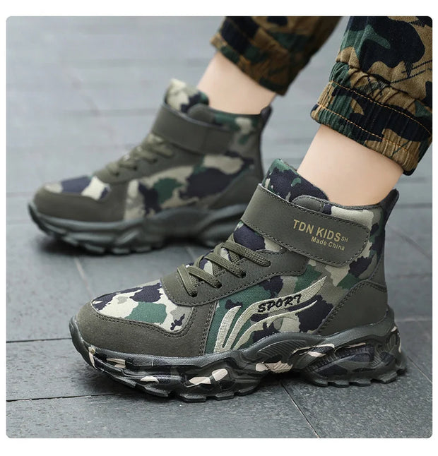 Winter Snow Boots For Children 2024 Trend Fashion Plush Camouflage Sneakers Thick Warm Teenager Faux Fur Boots For Kids