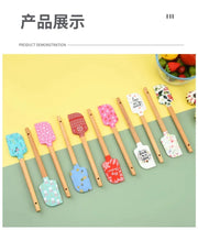 Christmas Themed Wooden Handle Pastry Batter Mixing Scraper Cake Cream Silicone Spatula Baking Decorating Tools Kitchen Utensils