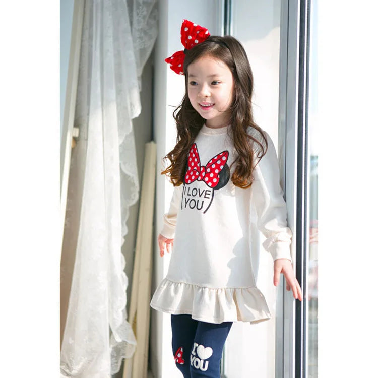 Comfortable Kids Clothing Set with cartoon bow knot
