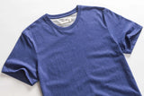 T-shirt crew neck detail